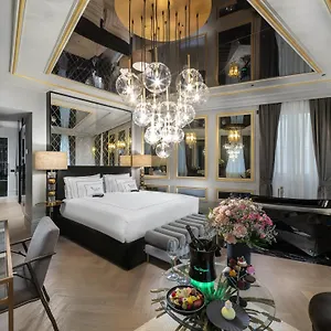 Hotel The Plein - Small Luxury Of The World *****